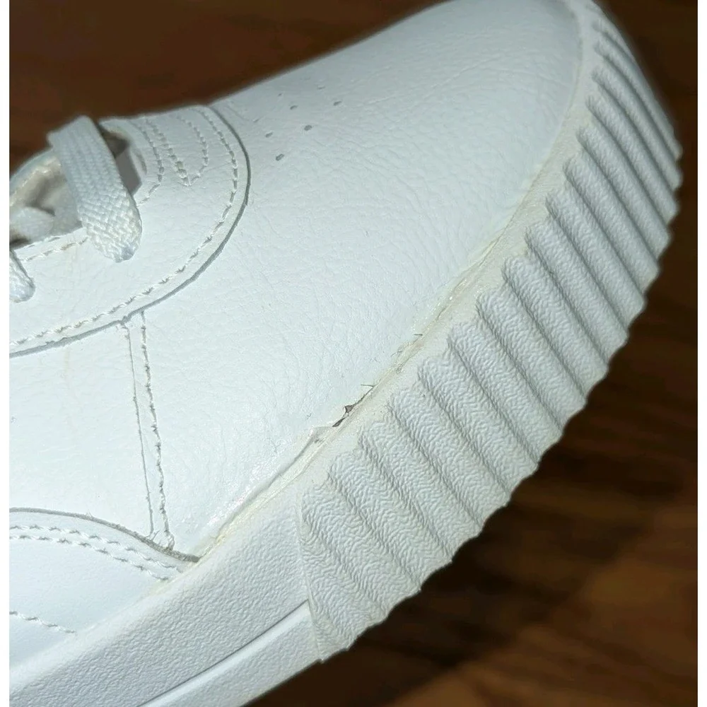 Minimalist Leather Puma White Carina Platform Sneakers Size 10.5 Women's‎